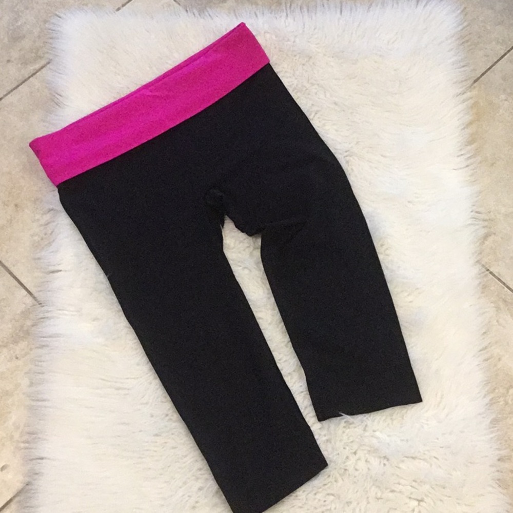 Danskin Now capris leggings for working out